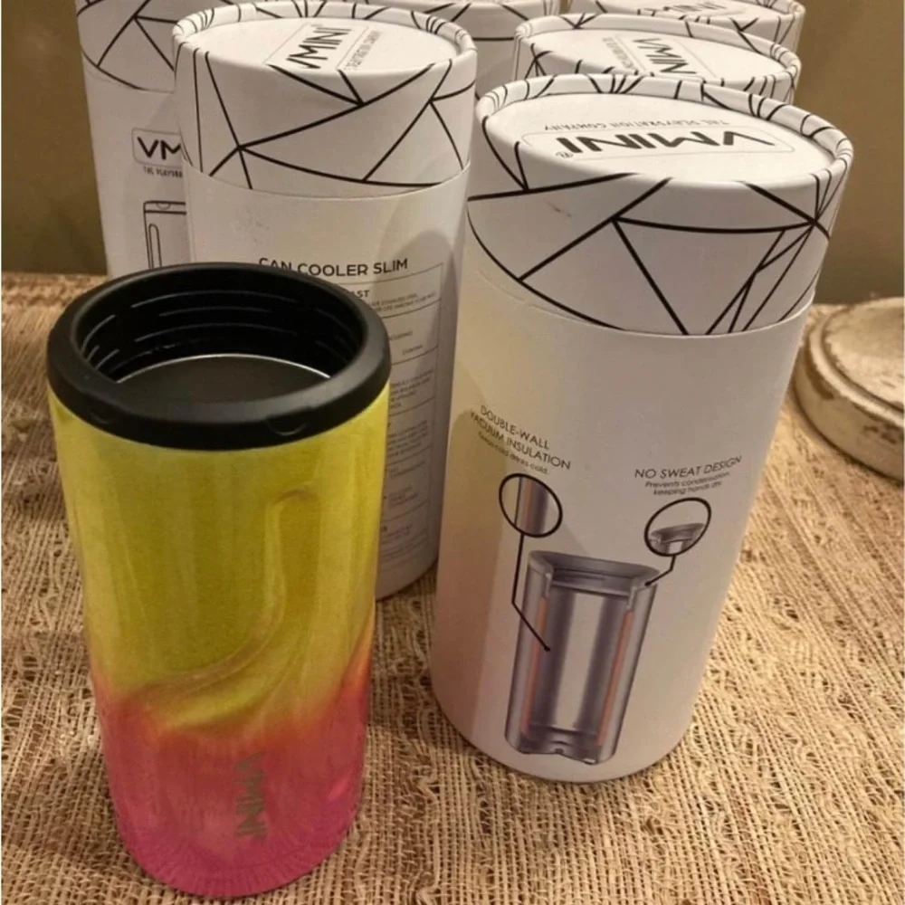 Vmini slim can‎ cooler! 12oz NEW!